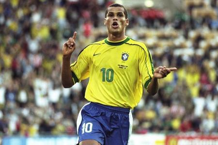 手以出色的 手以出色的