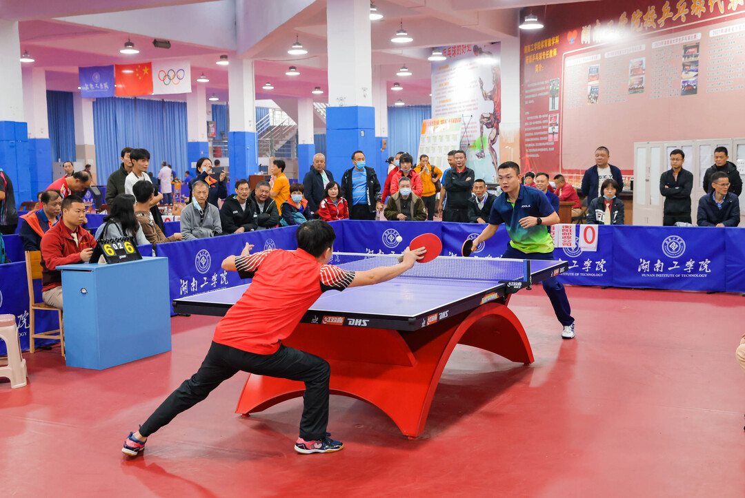 欧冠中竞争 欧冠中竞争