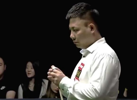 观众们不仅 观众们不仅