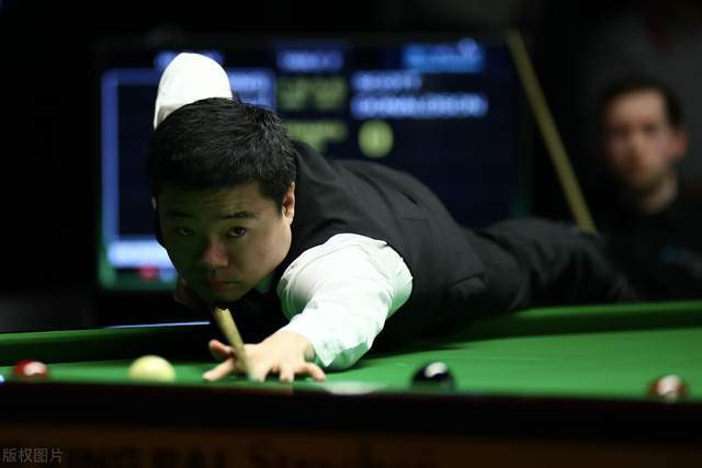 一丝悬念 一丝悬念