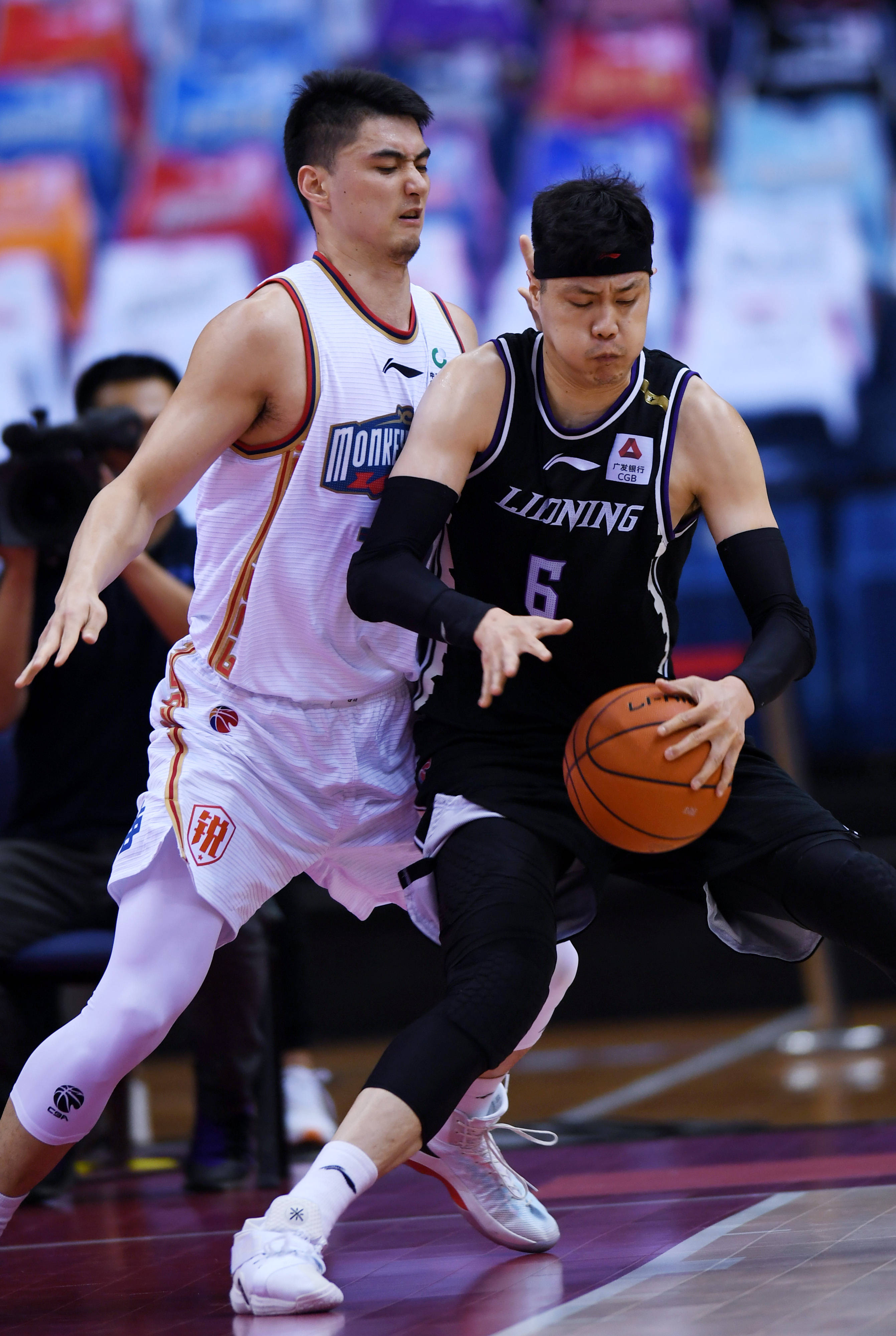 个充满竞争 个充满竞争