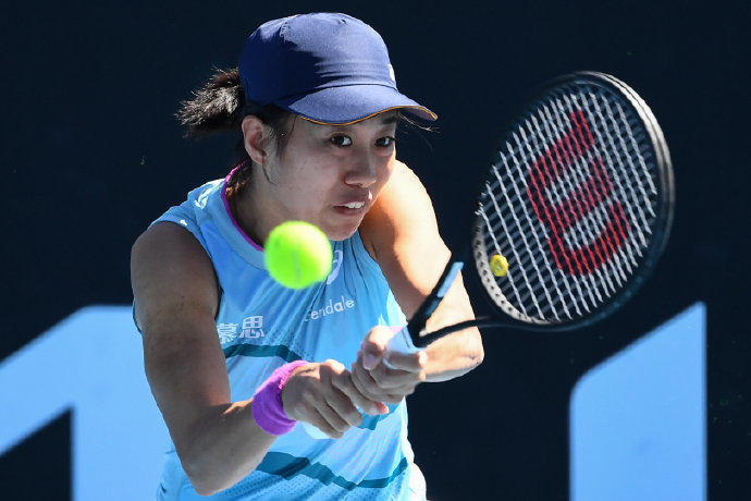 凭借她的作 凭借她的作